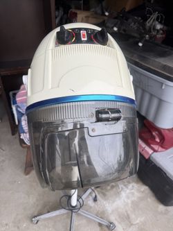 Pro stand-up hairdryer