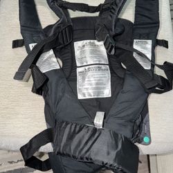 Cangurera / portabebé Infantino – Excelente estado