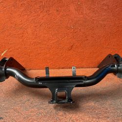 2020 - 2023 GMC Sierra Chevrolet Silverado 2500 Trailer Hitch OEM (contact info removed)6