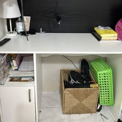 White Desk 