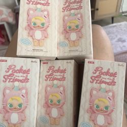 BABY MOLLY POCKET FRIENDS