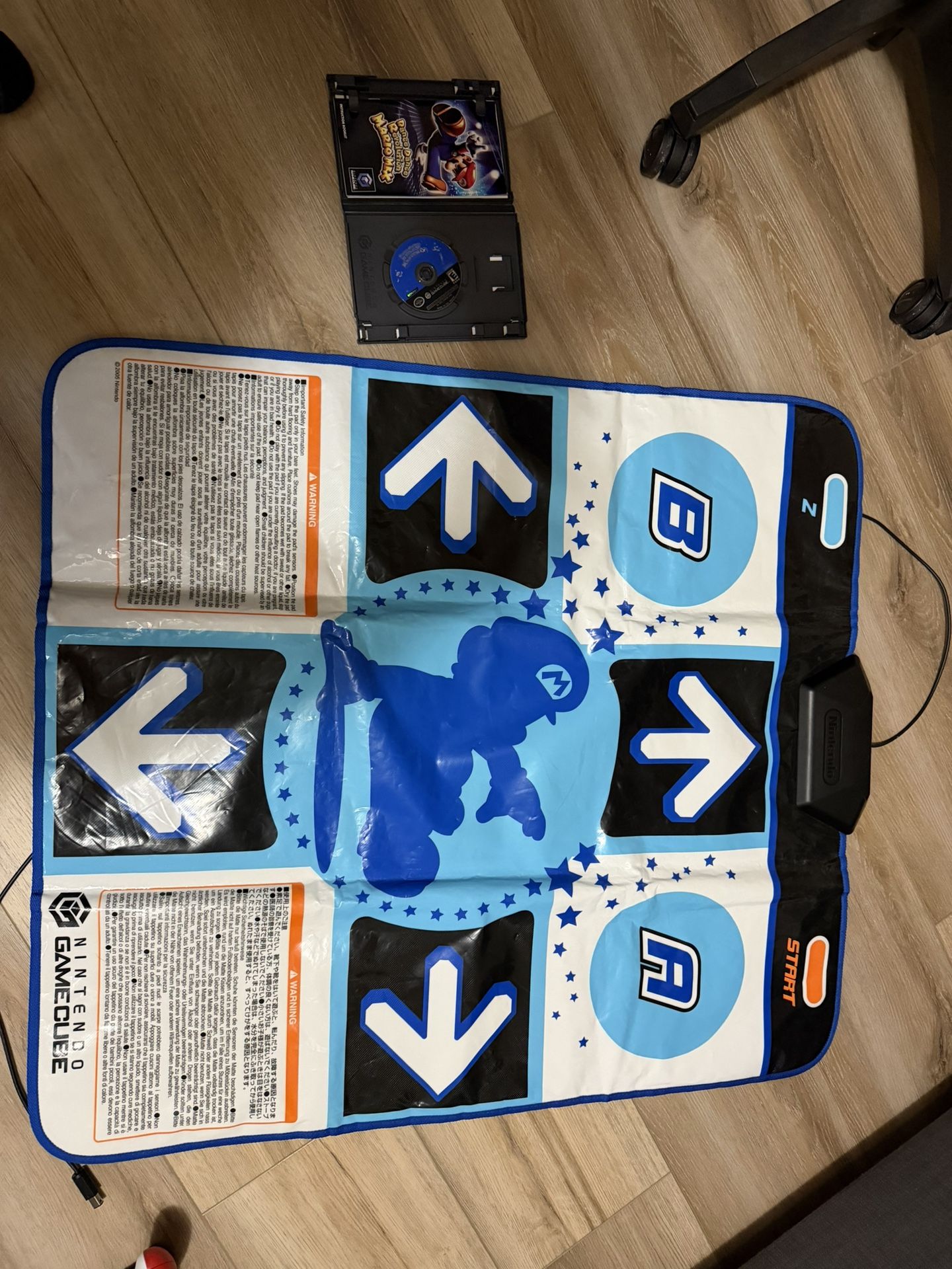 Mario Dance Dance Revolution – Nintendo GameCube Bundle – $60