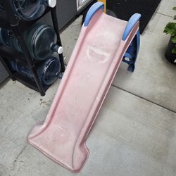 Free Kids Slide