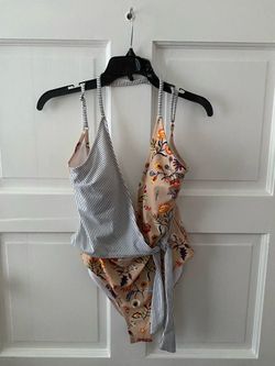 Bathing suit