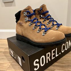 SOREL Kids Boot Size 2 NEW