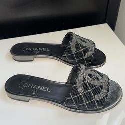 Chanel Sandals / Mules