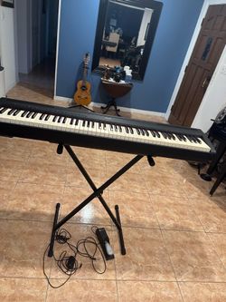 Yamaha p95 keyboard