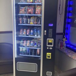 Vending Machine With CC Reader