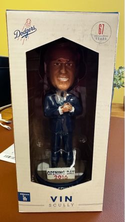 VIN SCULLY 2016 DODGER BOBBLEHEAD