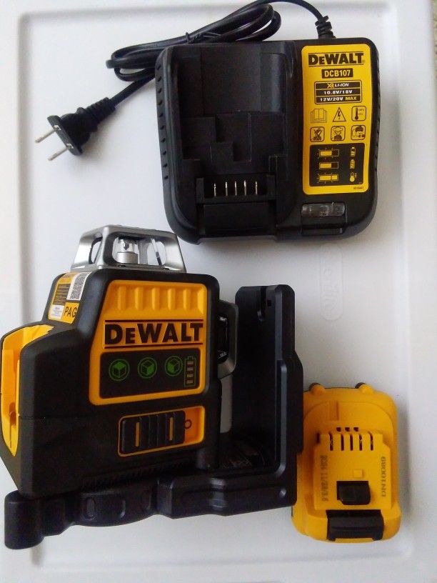DeWalt Self Leveling Laser