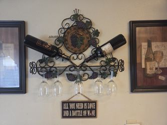 Wine Rack Wih Glasses