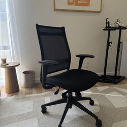 SitOnIt Wit High-Back Office Chair – Great Condition
