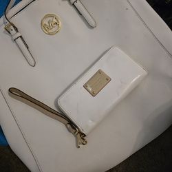 White Michael Kors Bag And Wallet
