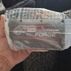 Milwaukee  18v Red Lithium Forge 12.0 Battery