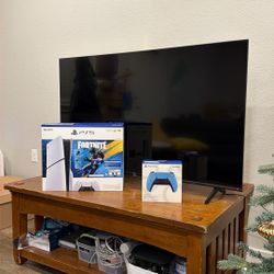 Playstation 5 Disc + 2 DualSense Controllers + 4K TV