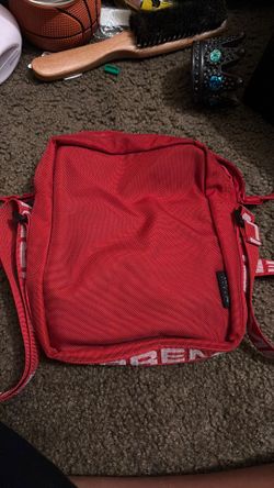 Brand new supreme bag red