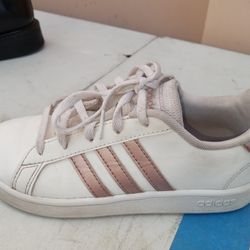 Adidas Size 4 Kid White W Pink