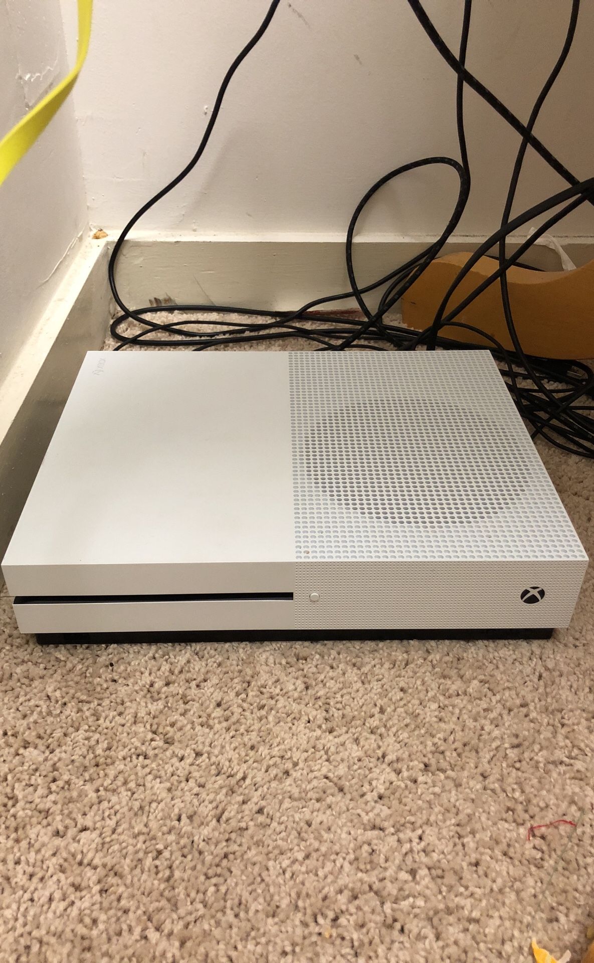 Xbox One S with Controller and games.