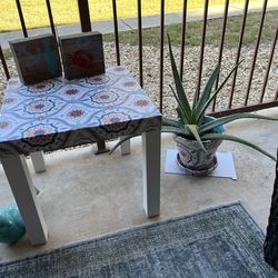 Decoupage Patio Set. Table And terra-cotta pot.
