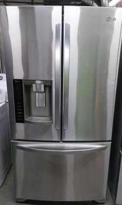 Elegant LG French Door Fridge with LED Lighting