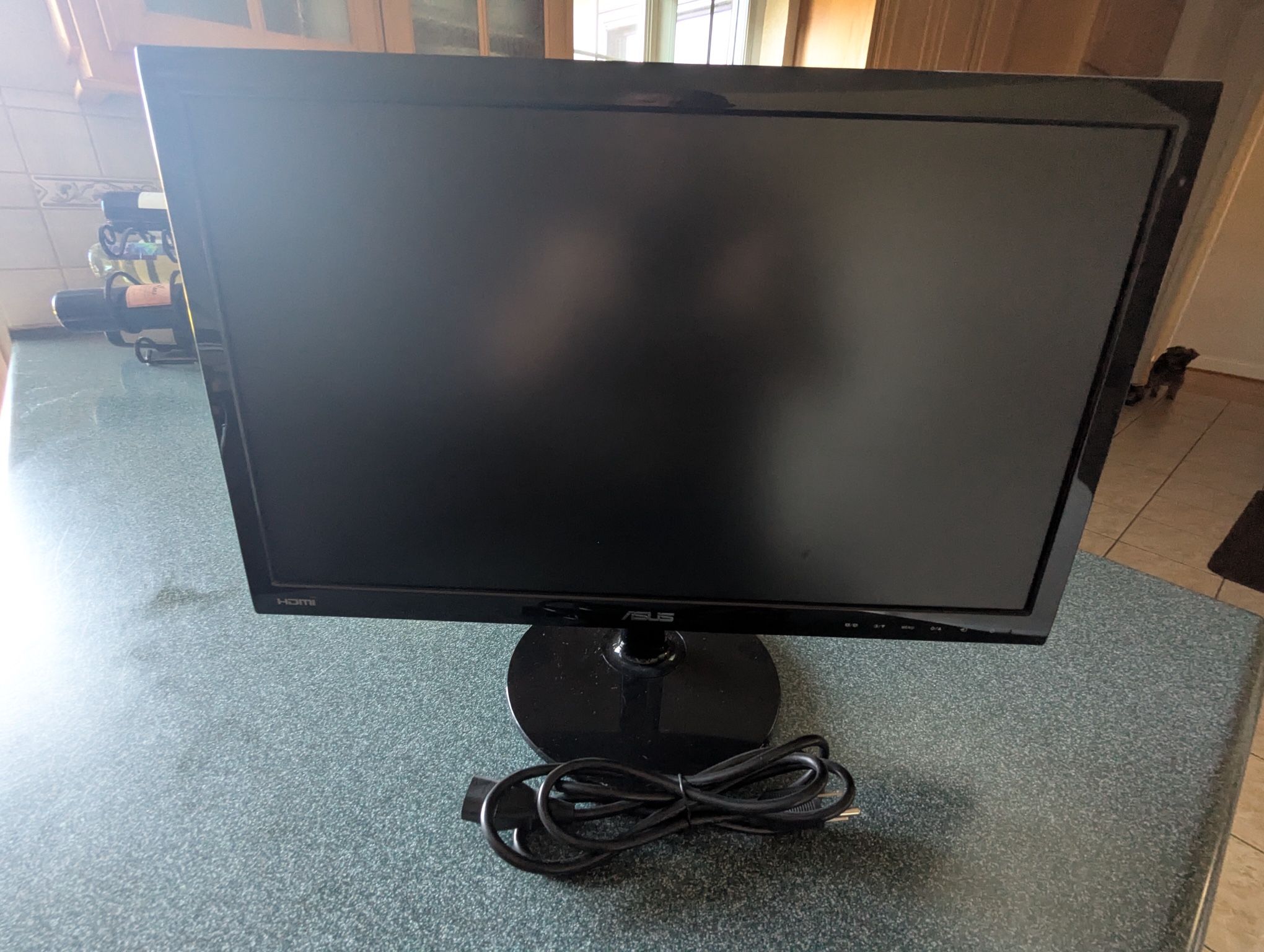 Asus 21.5” Monitor