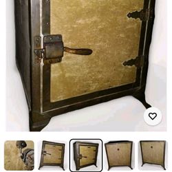 Williams Apparatus Co. Refrigerator 1920s To 30s