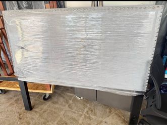 NEW QUEEN (OPEN BOX) GRAY SUEDE HEADBOARD WITH SILVER BUTTON TRIM