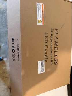 Flashing flameless LED candles