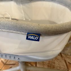 HALO Bassinet 