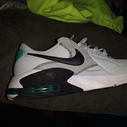 NIKE AIR MAX SIZE 11