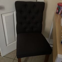 5 Chairs