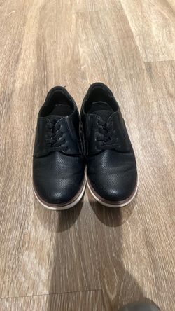 Boys shoes 13
