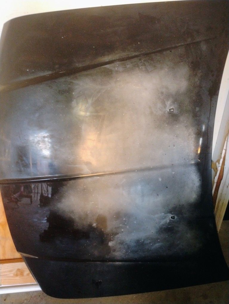2006 Chrysler 300 Hood