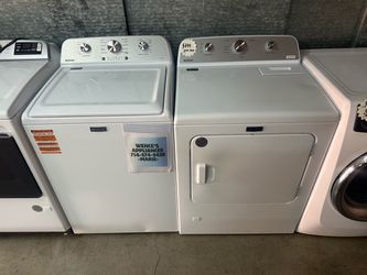 MAYTAG WASHER & GAS DRYER