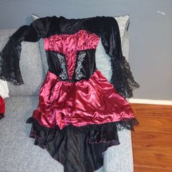 Halloween Costumes 