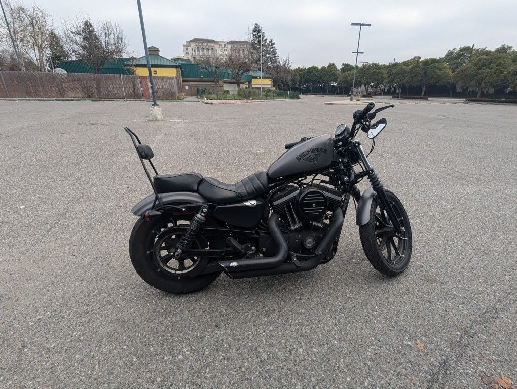 2016 Harley Davidson Iron 883