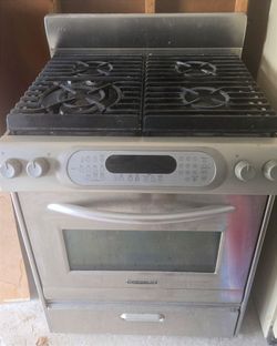 Stove KitchenAid's
