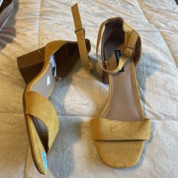 Sandals Size 6