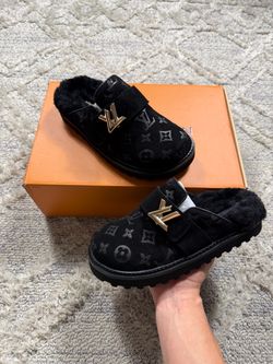 LV Women Clogs
