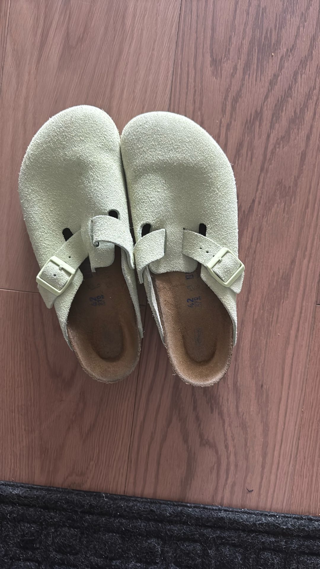 BIRKENSTOCK SIZE 42