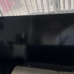 Televisor Led ONN ROKU TV 50’