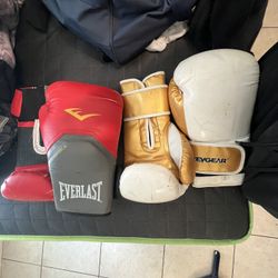 Boxing Gloves 
