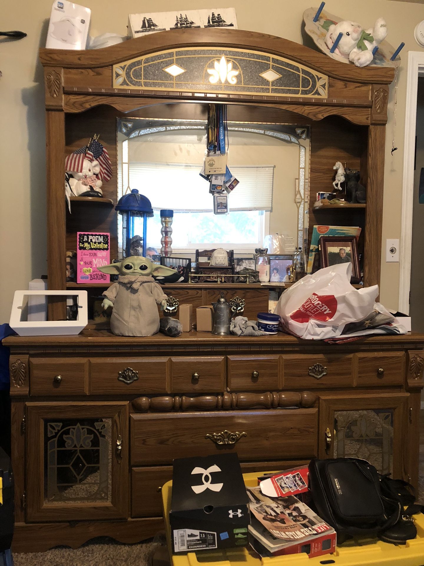 Full Length Beautiful Mirrored Dresser With Cabinets On Side