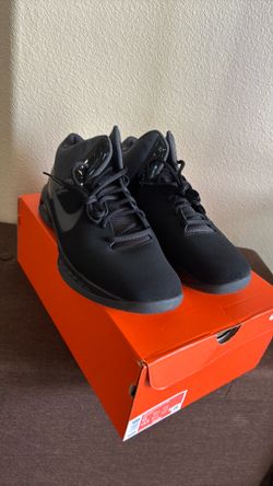 Men’s Nike shoes