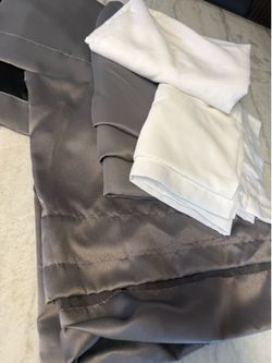 curtains/ cortinas