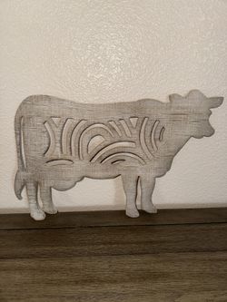 Farmhouse Cow Wooden Hanging Decor