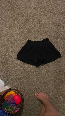 Black crossover waistband shorts
