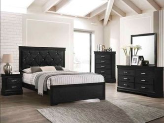 Brand New! 7pc Queen/Full Bedroom Set😍
Take it home with $49down
Hablamos Español Y Financiamos🙋🏻
