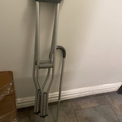 Free: Crutches and cane