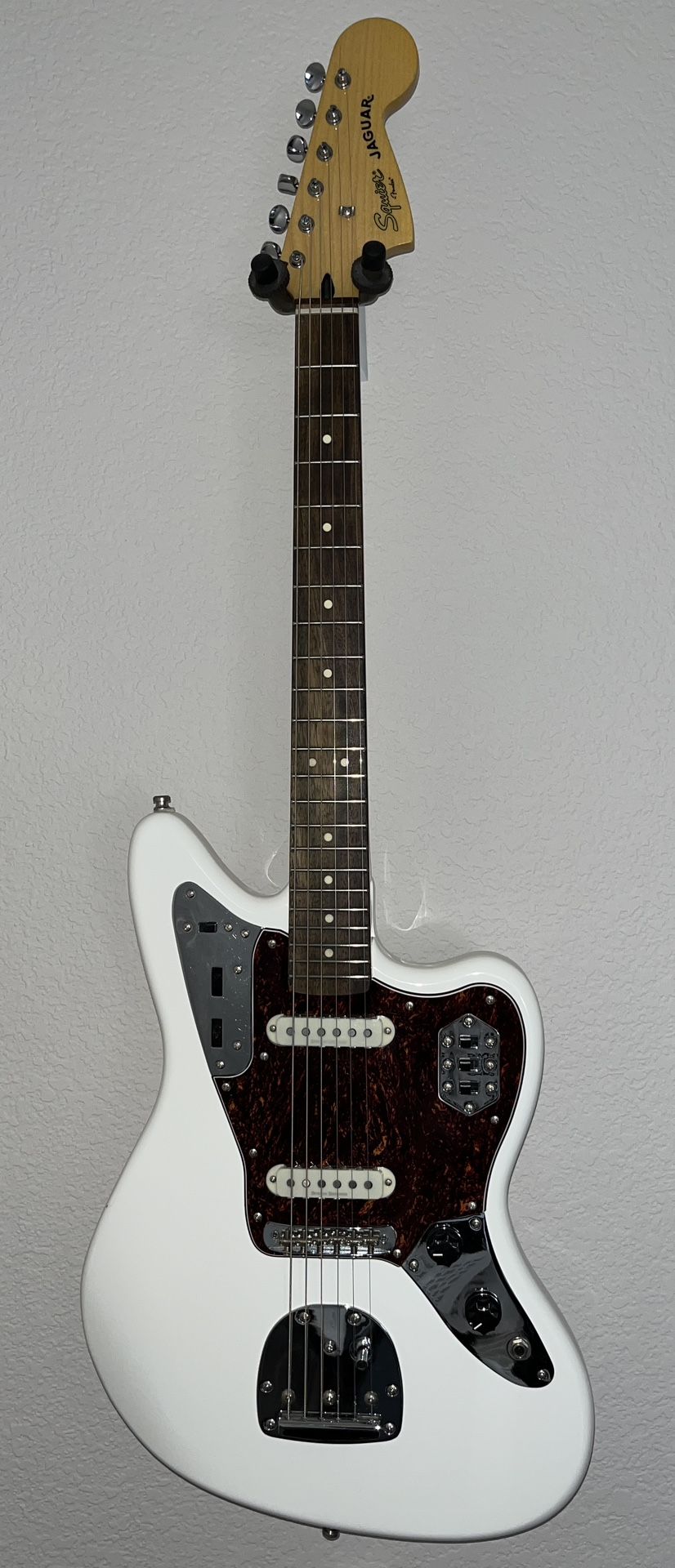 Squier Jaguar Vintage Modified Olympic White Electric Guitar